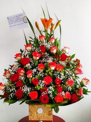 arreglos florales con rosas rojas